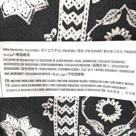 Hollister~ Women’s Spaghetti Strap Blouse-Size M-Black and White - Picture 10 of 10